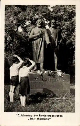 Ak Karl Marx Stadt Chemnitz, Neues Marx Engels Denkmal, 10 Jahre Pionierorganisation Ernst Thälmann