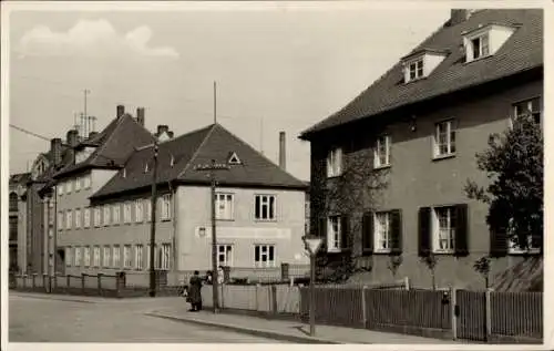 Ak Zeulenroda in Thüringen, Kleinwolschendorfer Straße, Haus der Jungen Pioniere