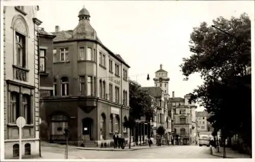 Ak Zeulenroda in Thüringen, Stalinstraße mit Veteranenheim