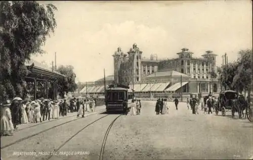 Ak Montevideo Uruguay, Paseo del Parque Urbano, Straßenbahn