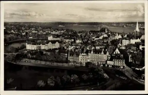 Ak Kiel, Blick vom Rathausturm, Gesamtansicht, Hafen