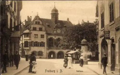 Ak Freiburg im Breisgau, Rathaus, Litfaßsäule