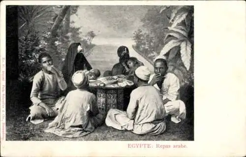 Ak Ägypten, Repas arabe, Araber am Esstisch, Familie, Frauen