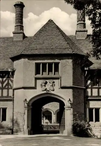 Ak Potsdam, Cecilienhof, Historische Gedenkstätte des Potsdamer Abkommens, Eingang