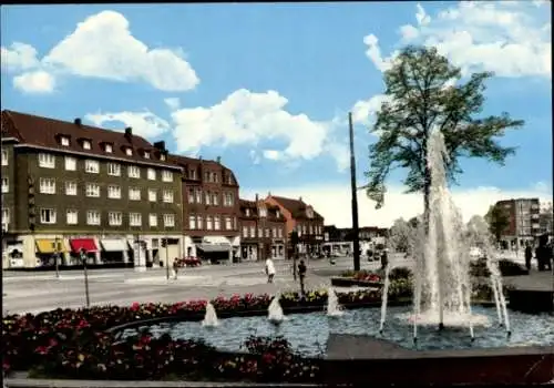 Ak Bottrop im Ruhrgebiet, Altmarkt, Wasserspiele