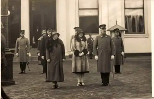 Foto Ak Prinz Hendrik der Niederlande, Königin Wilhelmina der Niederlande, 1928