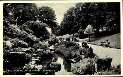 Ak Harrogate Yorkshire England, Steingarten, Valley Gardens