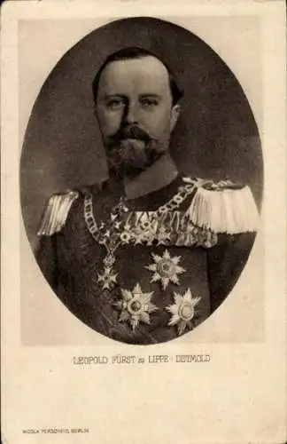 Ak Fürst Leopold IV. zur Lippe, Portrait in Uniform, Orden