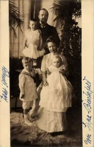 Ak Fürst Leopold IV. zur Lippe Detmold, Familienportrait, Fürstin Bertha