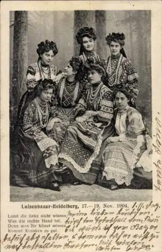 Ak Luisenbazar 1904, Frauen in Trachten