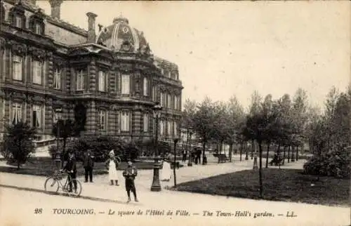 Ak Tourcoing Nord, Square de l'Hotel de Ville