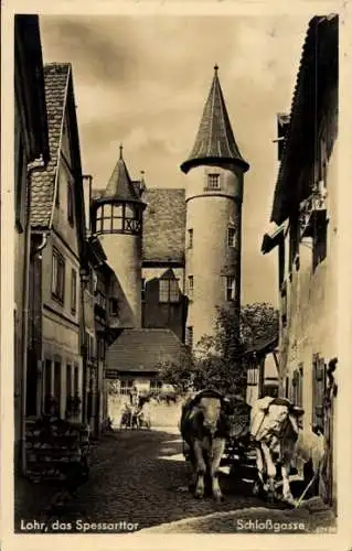 Ak Lohr am Main Unterfranken, Spessarttor, Schlossgasse