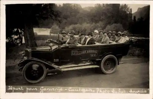 Foto Ak Personen in einem Automobil, Excelsio Garage, Gavarnie-Cauterets