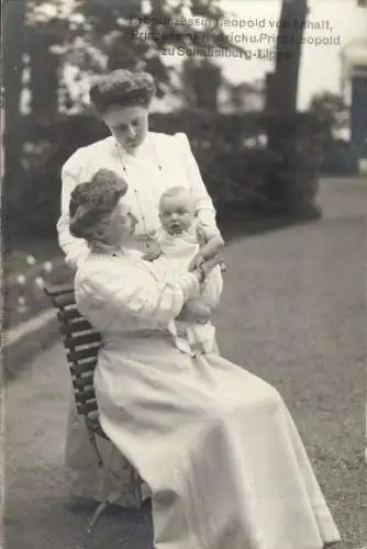 Ak Erbprinzessin Leopold von Anhalt, Prinzessin Friedrich und Prinz Leopold zu Schaumburg Lippe