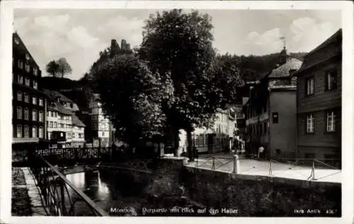 Ak Monschau Montjoie in der Eifel, Rur mit Blick auf den Haller, Brücke