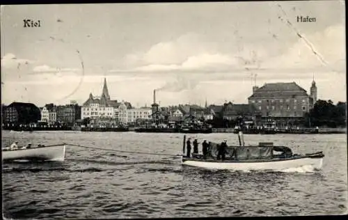 Ak Kiel, Boote im Hafen