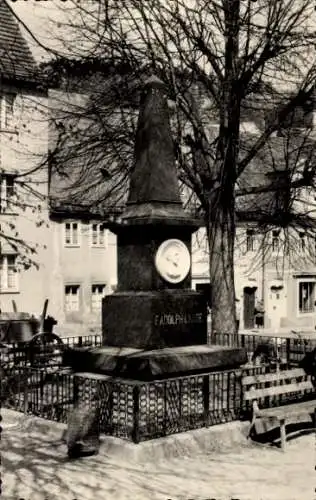 Ak Glashütte in Sachsen, F. Adolph Lange Denkmal