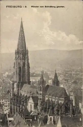 Ak Freiburg im Breisgau, Münster, Blick vom Schlossberg