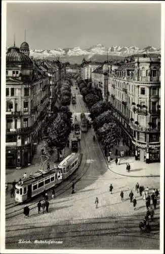 Ak Zürich Stadt Schweiz, Bahnhofstraße, Straßenbahn, Passanten, Hotel