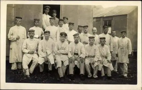 Set von 5 AK Foto Gruppenbild, Krankenschwestern und Ärzte, deutsche Soldaten, Kaiserreich