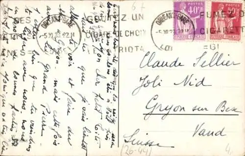 Künstler Ak Wills, John, Mädchen bürstet dunkelhäutiges Kind ab