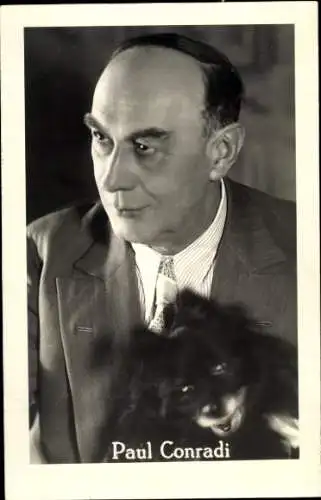 Ak Schauspieler Paul Conradi, Portrait mit Hund