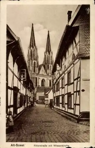 Ak Soest in Westfalen, Altstadt, Ritterstraße, Wiesenkirche