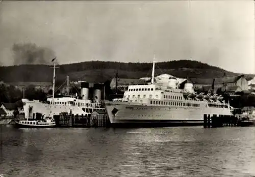 Ak Sassnitz auf der Insel Rügen, Eisenbahnfährschiff MS Sassnitz