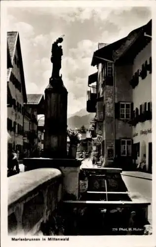 Ak Mittenwald in Oberbayern, Marienbrunnen