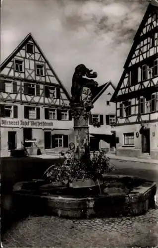 Ak Wiesensteig in Württemberg, Marktbrunnen, Bäckerei Josef Messerschmid, Fachwerkhäuser