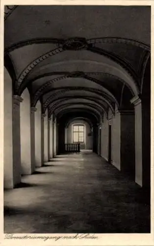 Ak Neresheim Baden Württemberg, Benediktiner Abtei, Dormitoriumsgang nach Süden