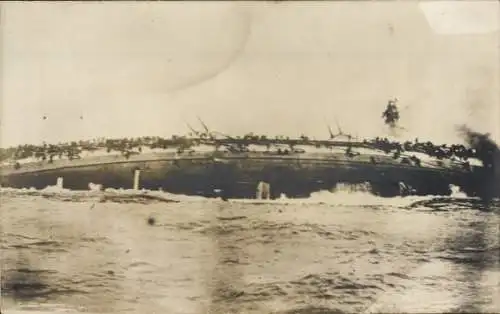 Foto Ak Seeschlacht an der Doggerbank 1915, Kriegsschiffe