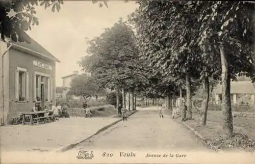 Ak Voulx Seine et Marne, Avenue de la Gare