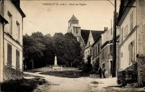 Ak Verdelot Seine et Marne, Place de l'Eglise