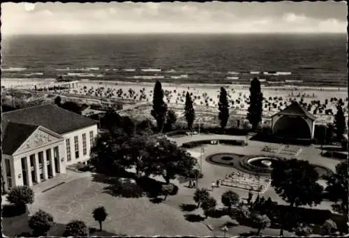 Ak Ostseebad Heringsdorf auf Usedom, Teilansicht, Strand, Promenade