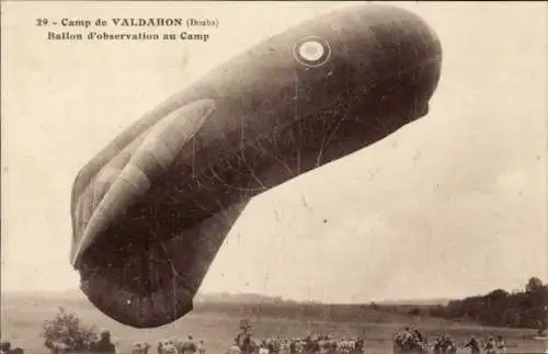 Ak Le Valdahon Doubs, Beobachtungsballon im Camp