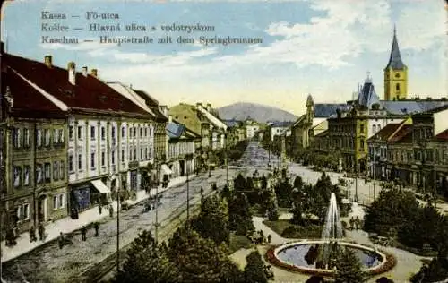 Ak Košice Kassa Kaschau Slowakei, Hauptstraße mit dem Springbrunnen