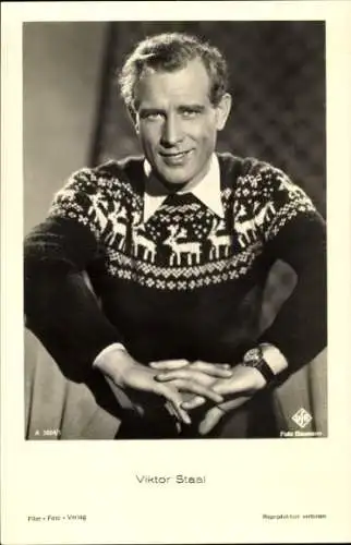 Ak Schauspieler Viktor Staal, Portrait, Pullover