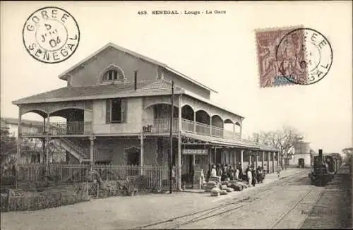 Ak Louga Senegal, Afrique Occidentale, La Gare, Blick auf den Bahnhof, Gleisseite