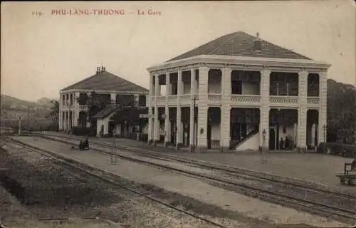 Ak Phu Lang Thuong Tonkin Vietnam, Bahnhof, Gleisseite