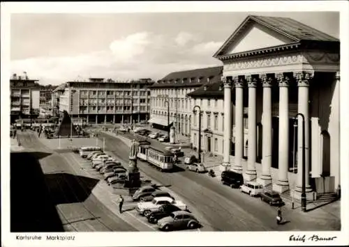 Ak Karlsruhe in Baden, Marktplatz, Straßenbahn, VW Käfer