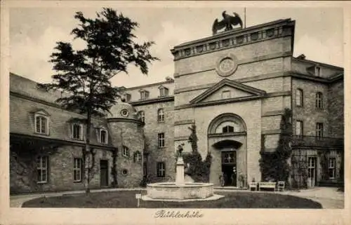 Ak Bühlerhöhe Bühl in Baden, Kurhaus Bühlerhöhe, Schlosshof