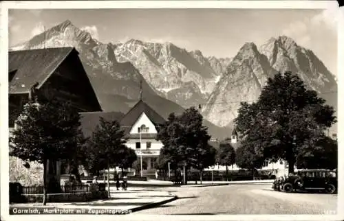 Ak Garmisch Partenkirchen in Oberbayern, Marktplatz, Zugspitzgruppe