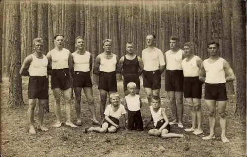 Foto Ak Pößneck in Thüringen, Gruppenbild der Pößnecker Arbeiter Turner