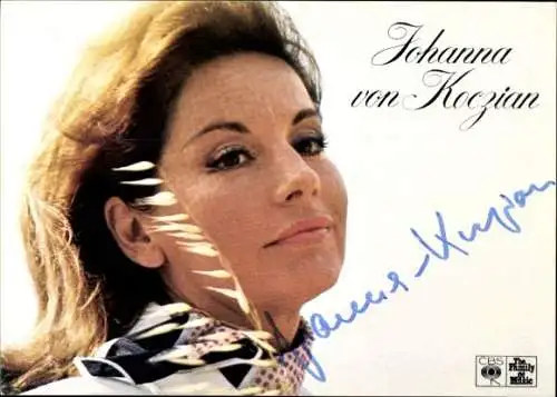 Ak Schauspielerin und Sängerin Johanna von Koczian, Portrait, Autogramm