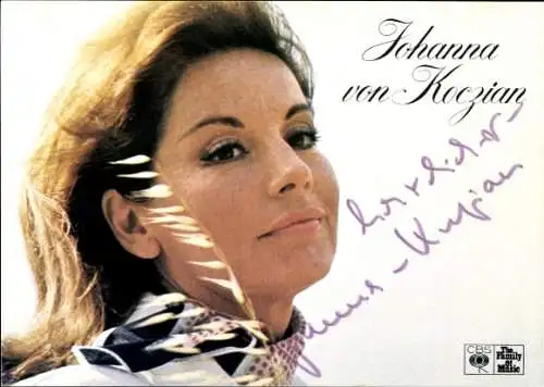 Ak Schauspielerin und Sängerin Johanna von Koczian, Portrait, Autogramm