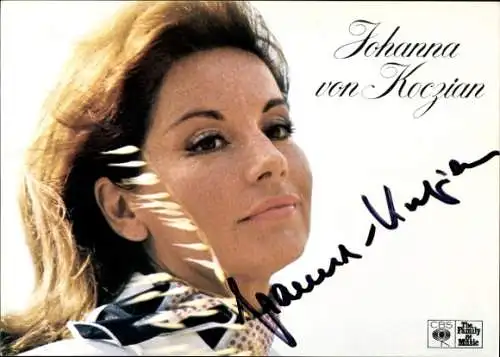 Ak Schauspielerin und Sängerin Johanna von Koczian, Portrait, Autogramm