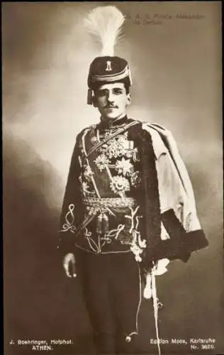 Ak Prinz Alexander von Serbien, Standportrait, Husarenuniform