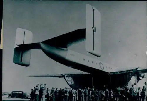 Foto Britisches Militärflugzeug, Blackburn Beverley, Transportflugzeug