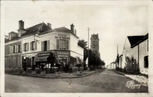 Ak Ury Seine et Marne, Route d'Archeres la Foret, Hotel